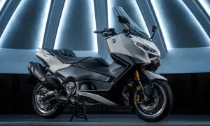 Yamaha TMax Tech Max 2025 - xe ga nhiều công nghệ