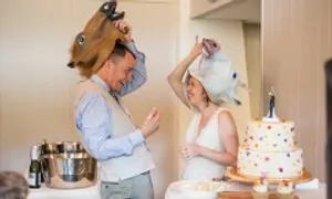 Giới trẻ Mỹ hoãn cưới vì bận trả nợ
