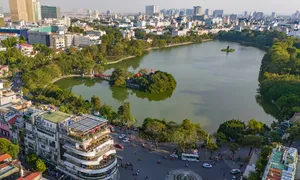 Hà Nội dự kiến hạn chế phương tiện gây ô nhiễm ở Hồ Gươm Hà Nội dự kiến hạn chế phương tiện gây ô nhiễm ở Hồ Gươm