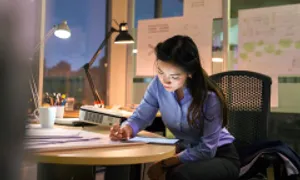 Gen Z 'nhiều việc nên ngày chỉ ngủ 3 tiếng' Gen Z 'nhiều việc nên ngày chỉ ngủ 3 tiếng'