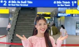 Sao Việt thích thú trải nghiệm metro Bến Thành - Suối Tiên