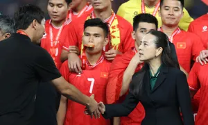 Madam Pang muốn thêm cầu thủ nhập tịch cho Thái Lan