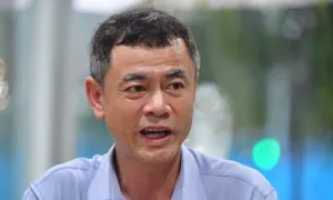 'Chuyển 400.000 xe xăng sang điện là cú hích cho hơn 8 triệu xe sạch ở TP HCM' 'Chuyển 400.000 xe xăng sang điện là cú hích cho hơn 8 triệu xe sạch ở TP HCM'